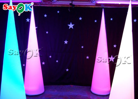 Atraente Decoração de Iluminação Inflável / Blow Up Cone para o Natal
