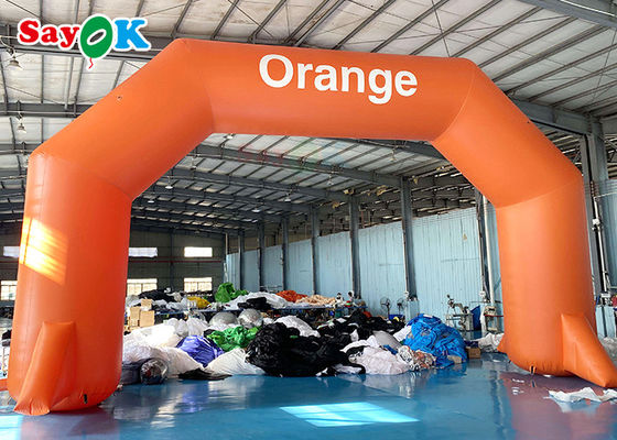 O evento que as maratonas infláveis do arco da entrada começam meta marcou arcadas corridas da raça